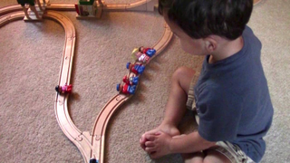 La brutal solución de un niño de dos años al dilema del tranvía